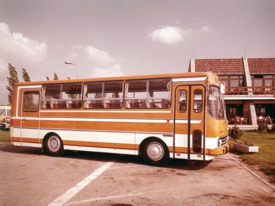  Ikarus 212 1976 года  (фото 5 из 9)